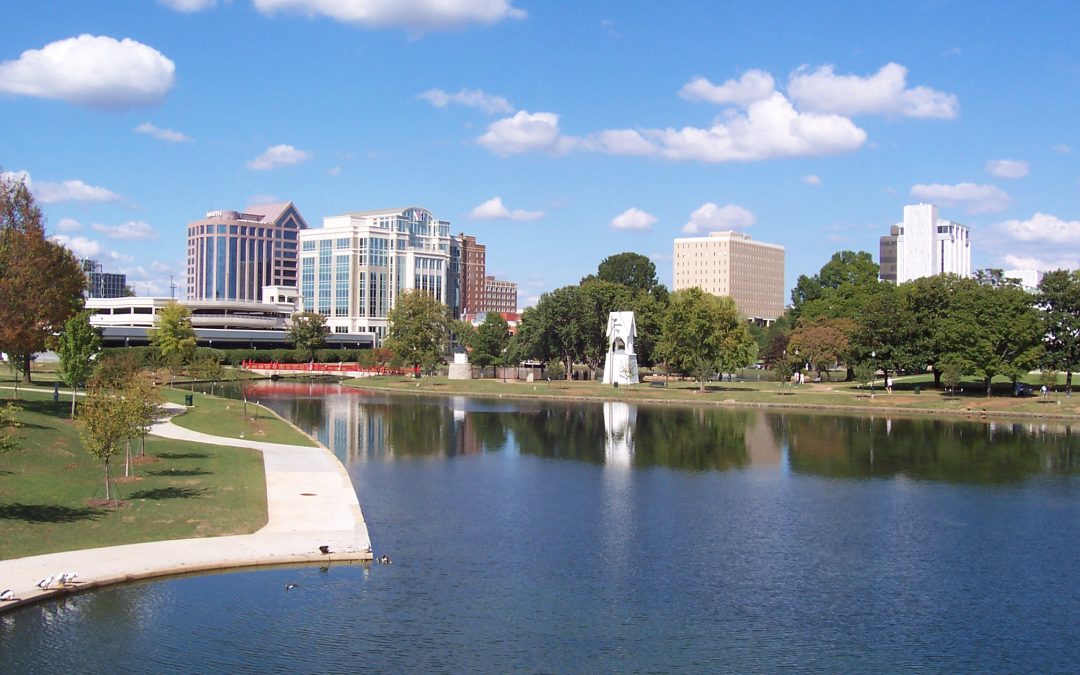 Step Into the Beauty of Huntsville: Discover Walking Trails and Iconic Attractions